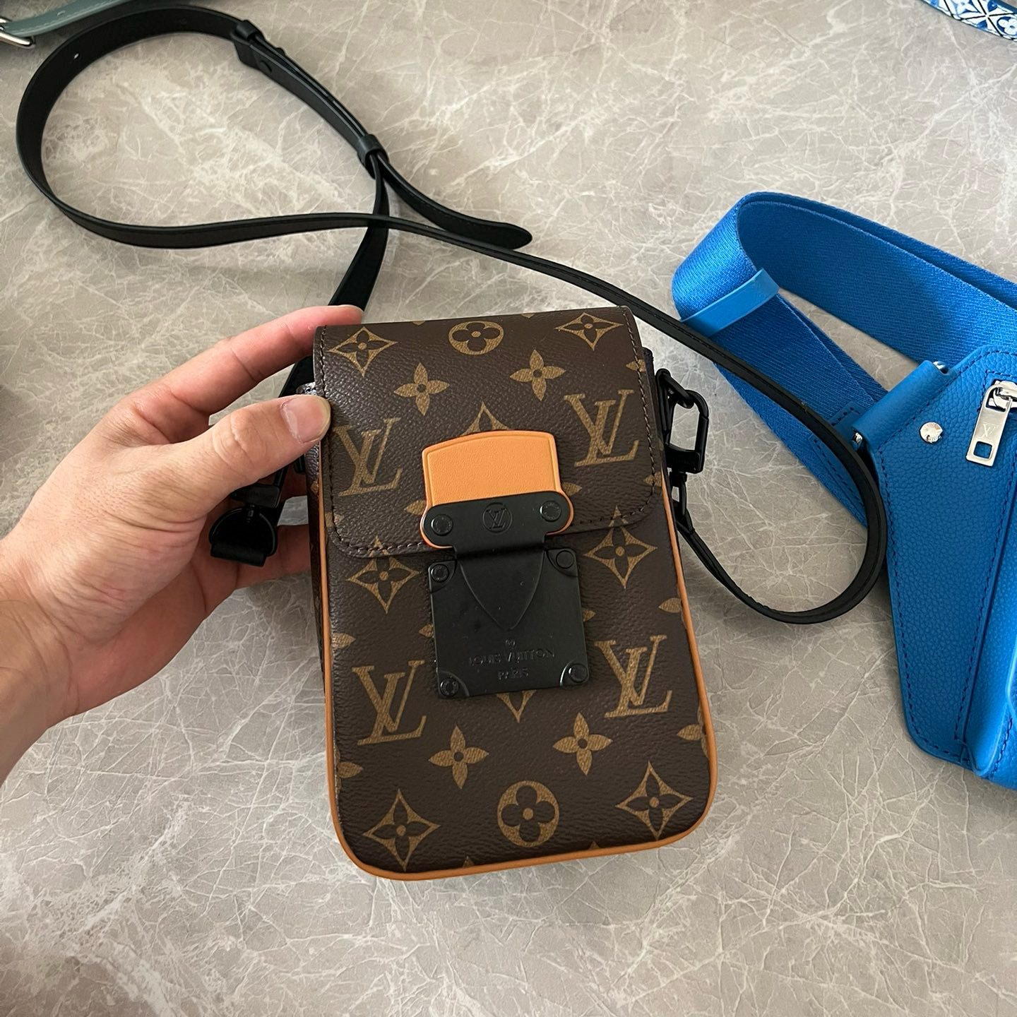 Louis Vuitton Bag – BBMC1039