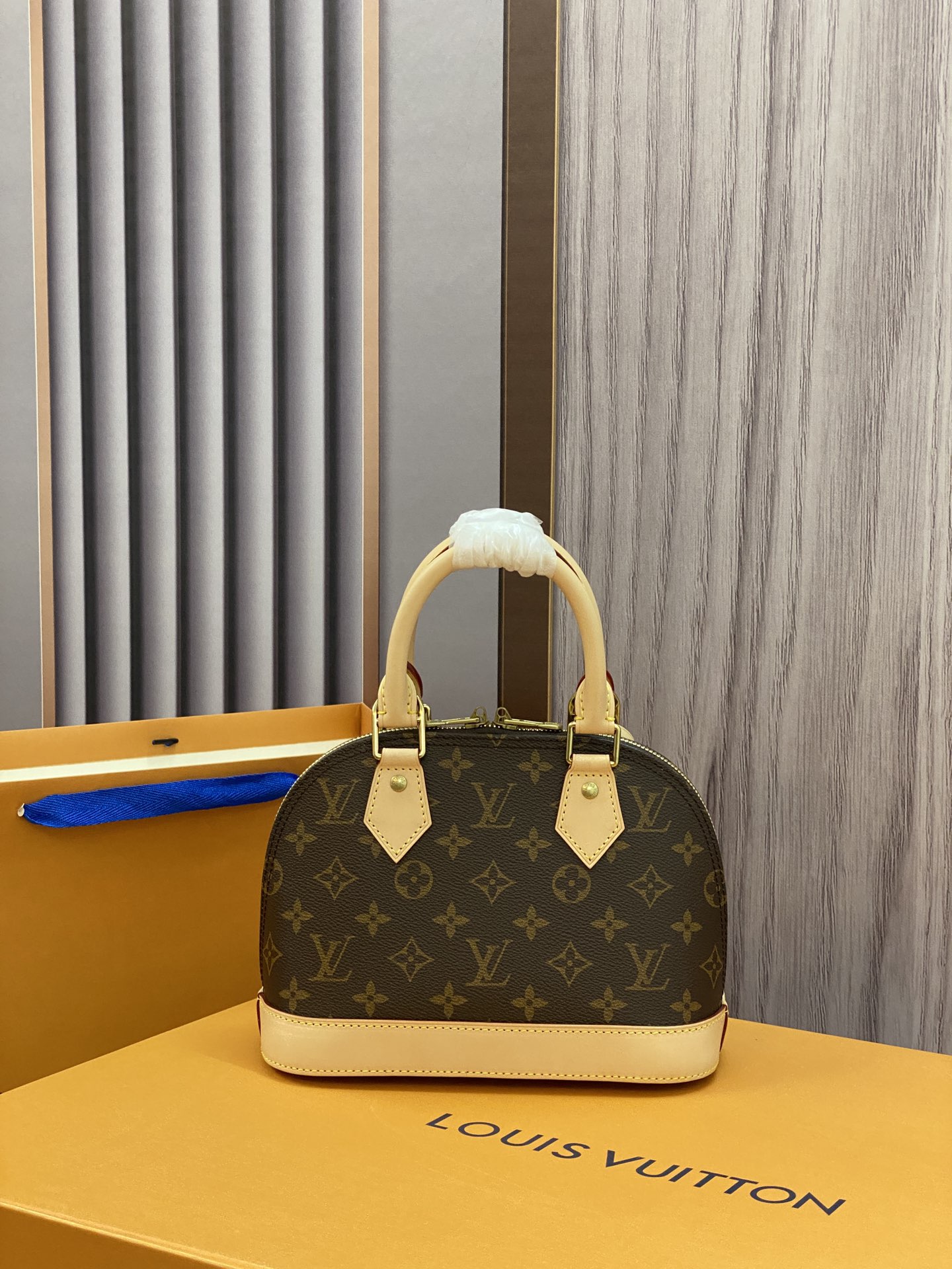 Louis Vuitton Shoulder Bag – LVSH1182