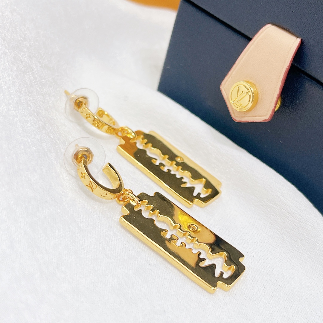 Louis Vuitton Earrings – JWWM1091