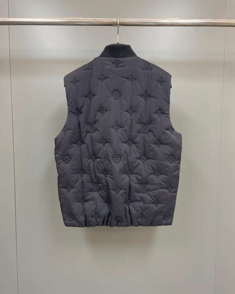 Louis Vuitton Gilet – VEJK1058