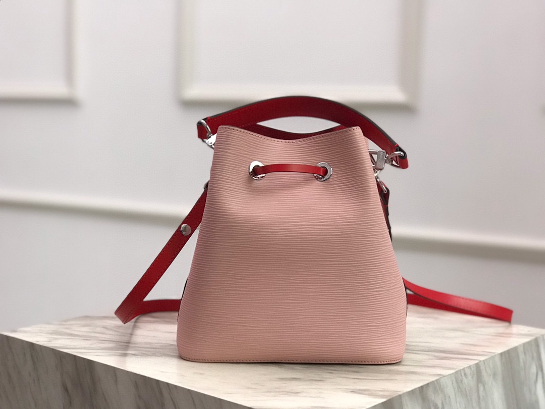 Louis Vuitton Shoulder Bag – LVSH1084