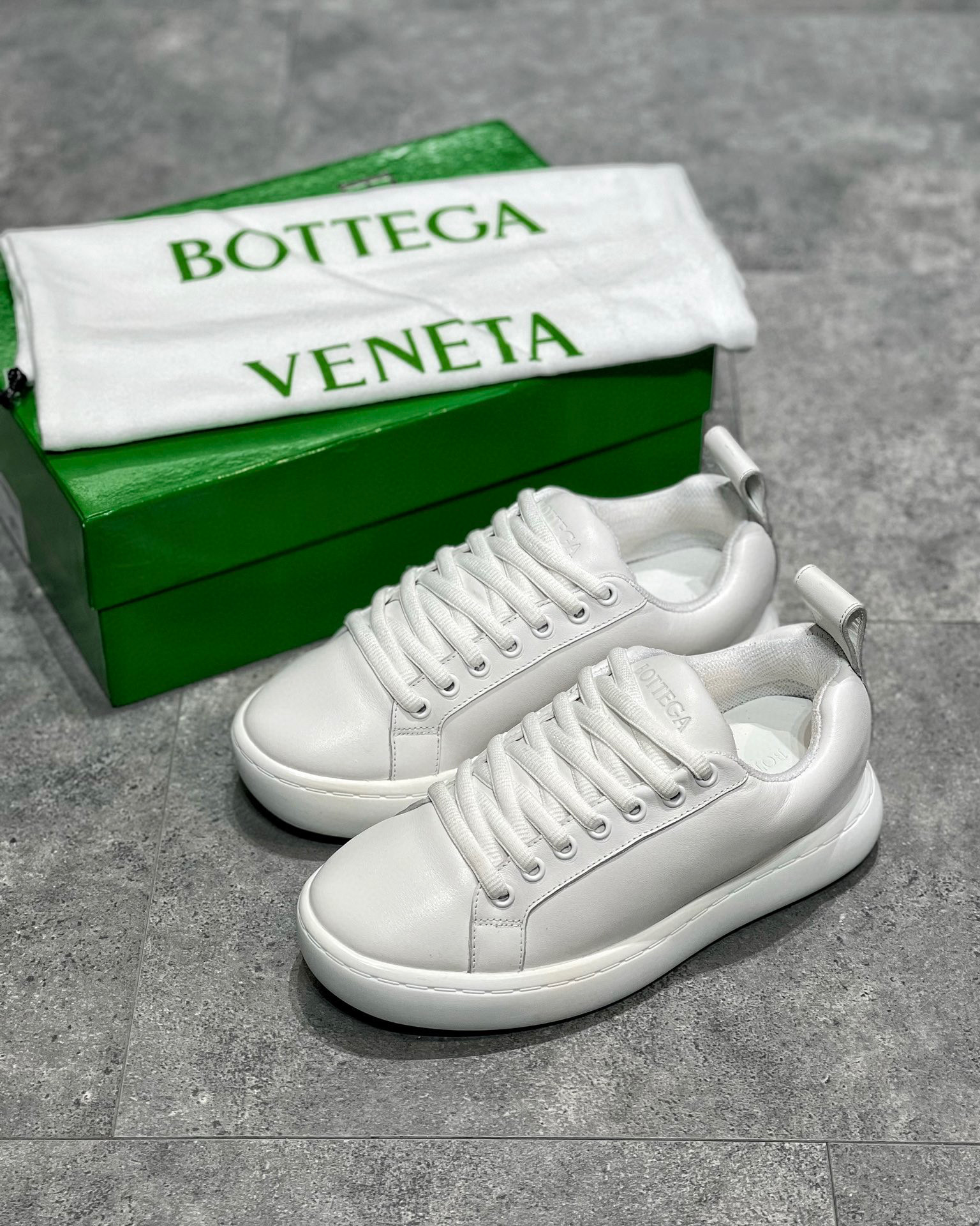 Bottega Veneta Sneaker – BTVN1003