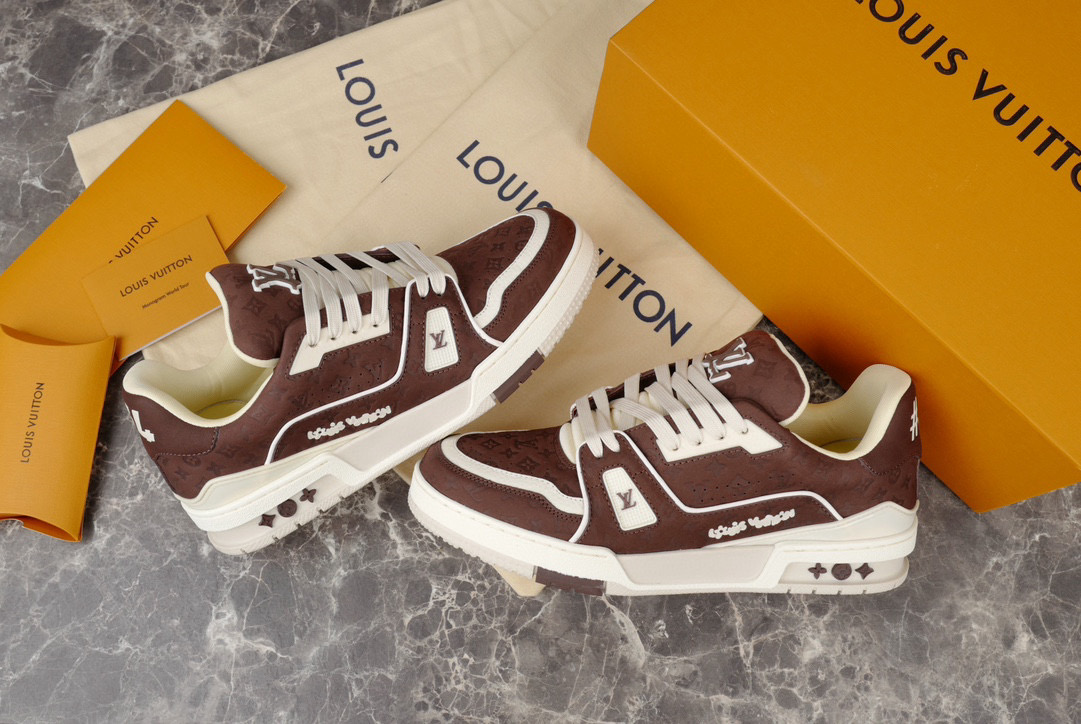 Louis Vuitton Sneaker – LSVT1350