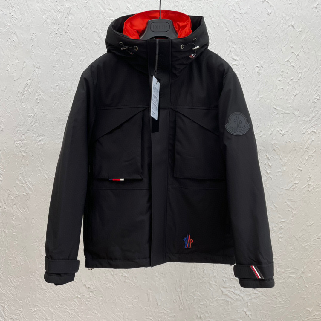 Moncler Jacket – CJKT1056