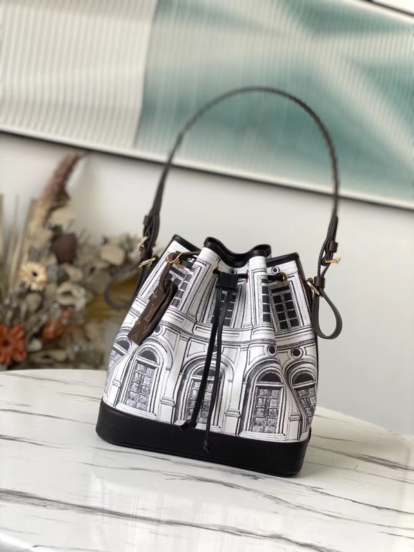 Louis Vuitton Shoulder Bag – LVSH1103