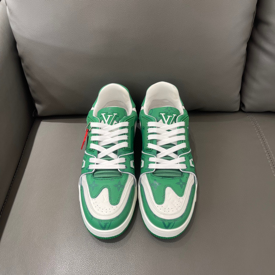 Louis Vuitton Sneaker – LSVT1212