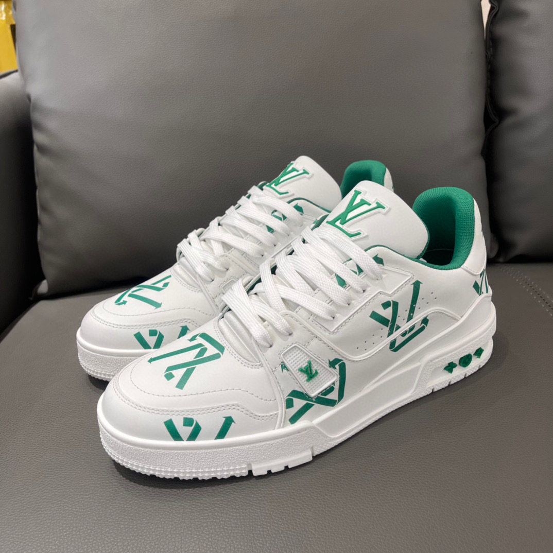 Louis Vuitton Sneaker – LSVT1206
