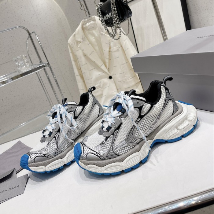 3XL Sneaker – BLNC1135