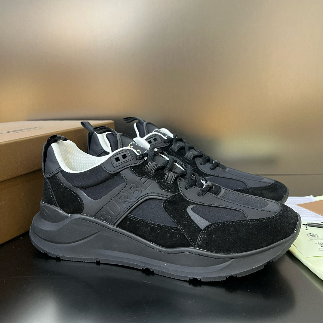 Burberry Sneaker – BBRY1034