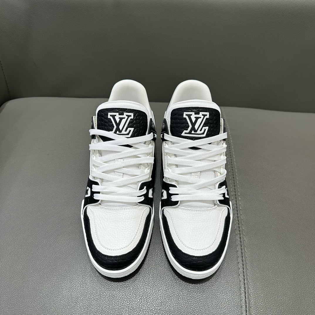 Louis Vuitton Sneaker – LSVT1337