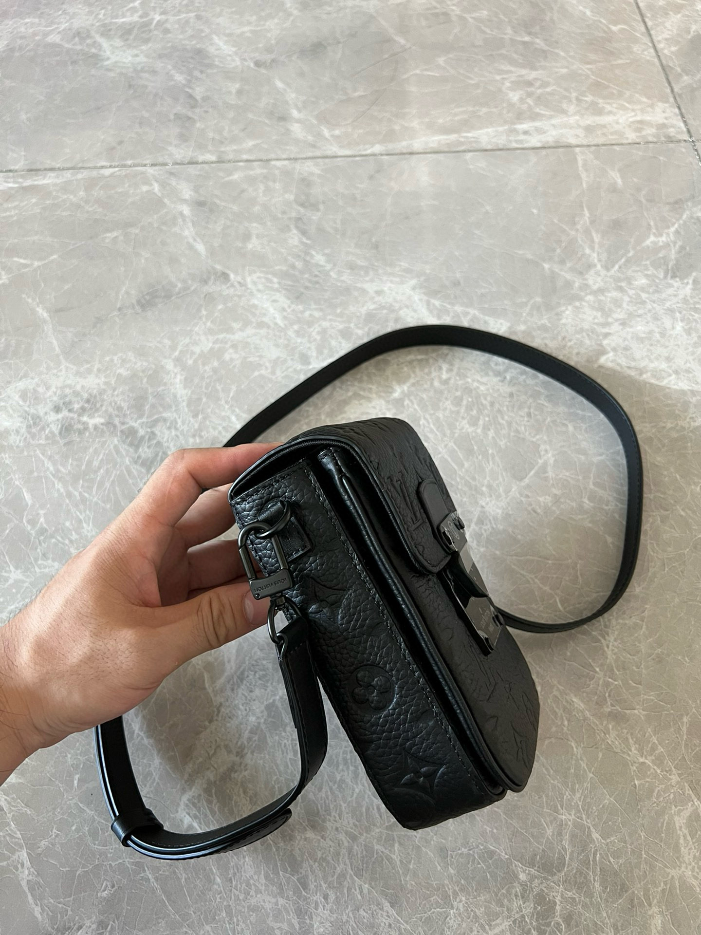 Louis Vuitton Bag – BBMC1037