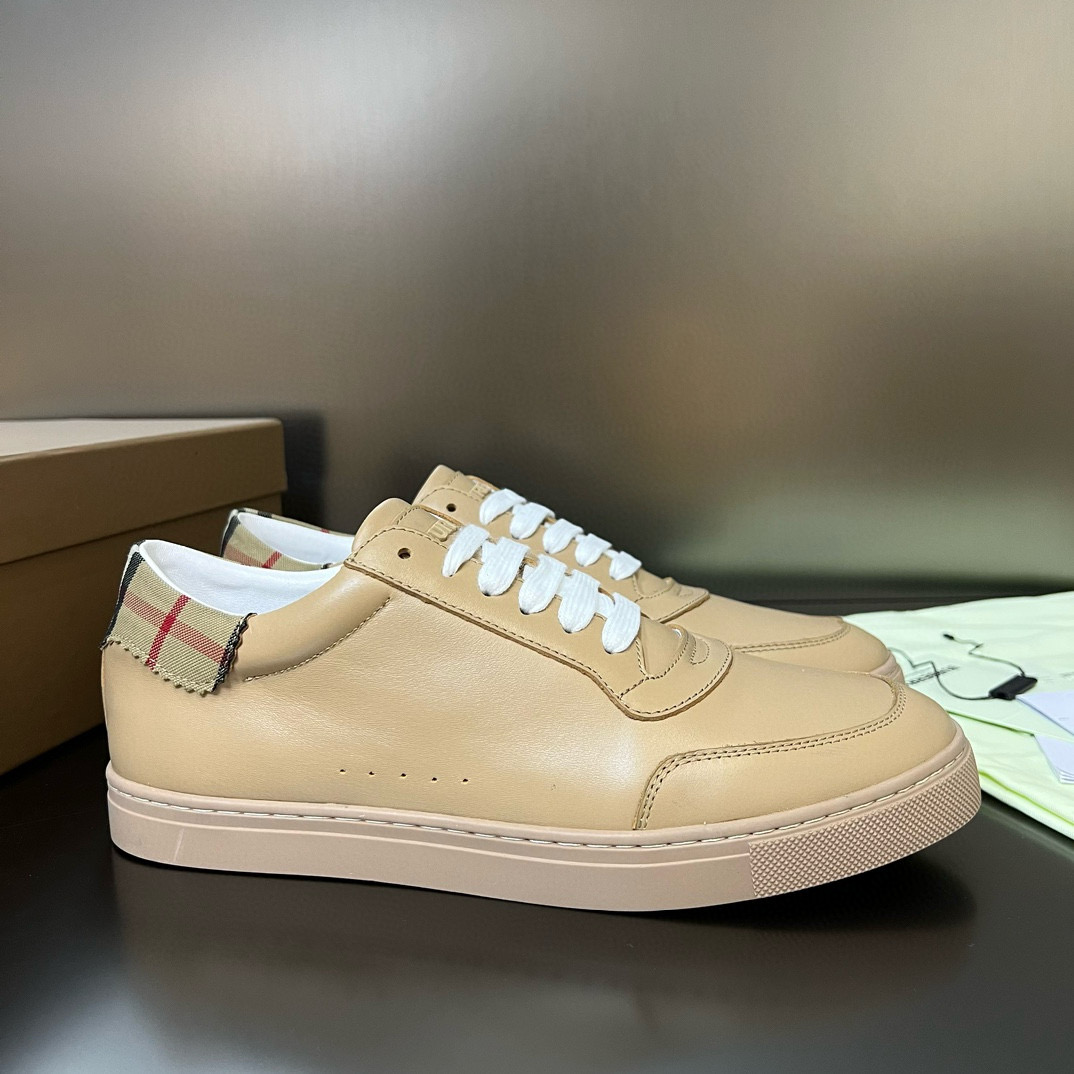 Burberry Sneaker – BBRY1019