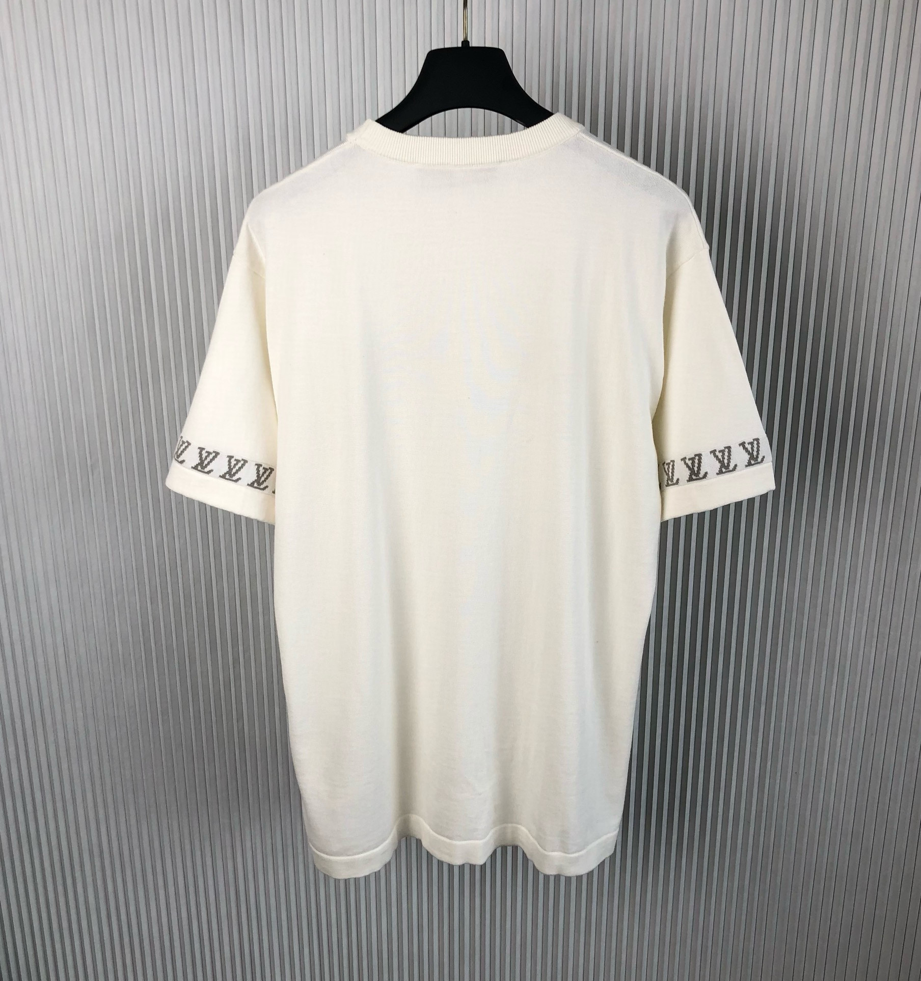 Louis Vuitton T-Shirt – TSHP2688