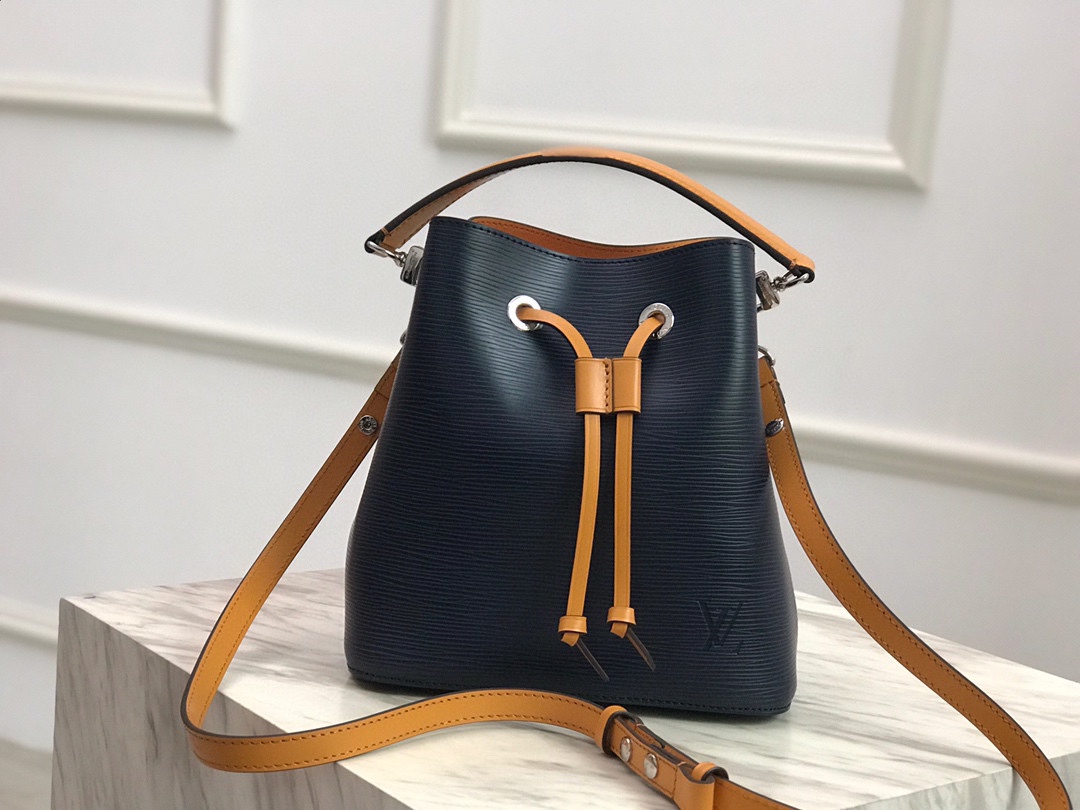 Louis Vuitton Shoulder Bag – LVSH1075
