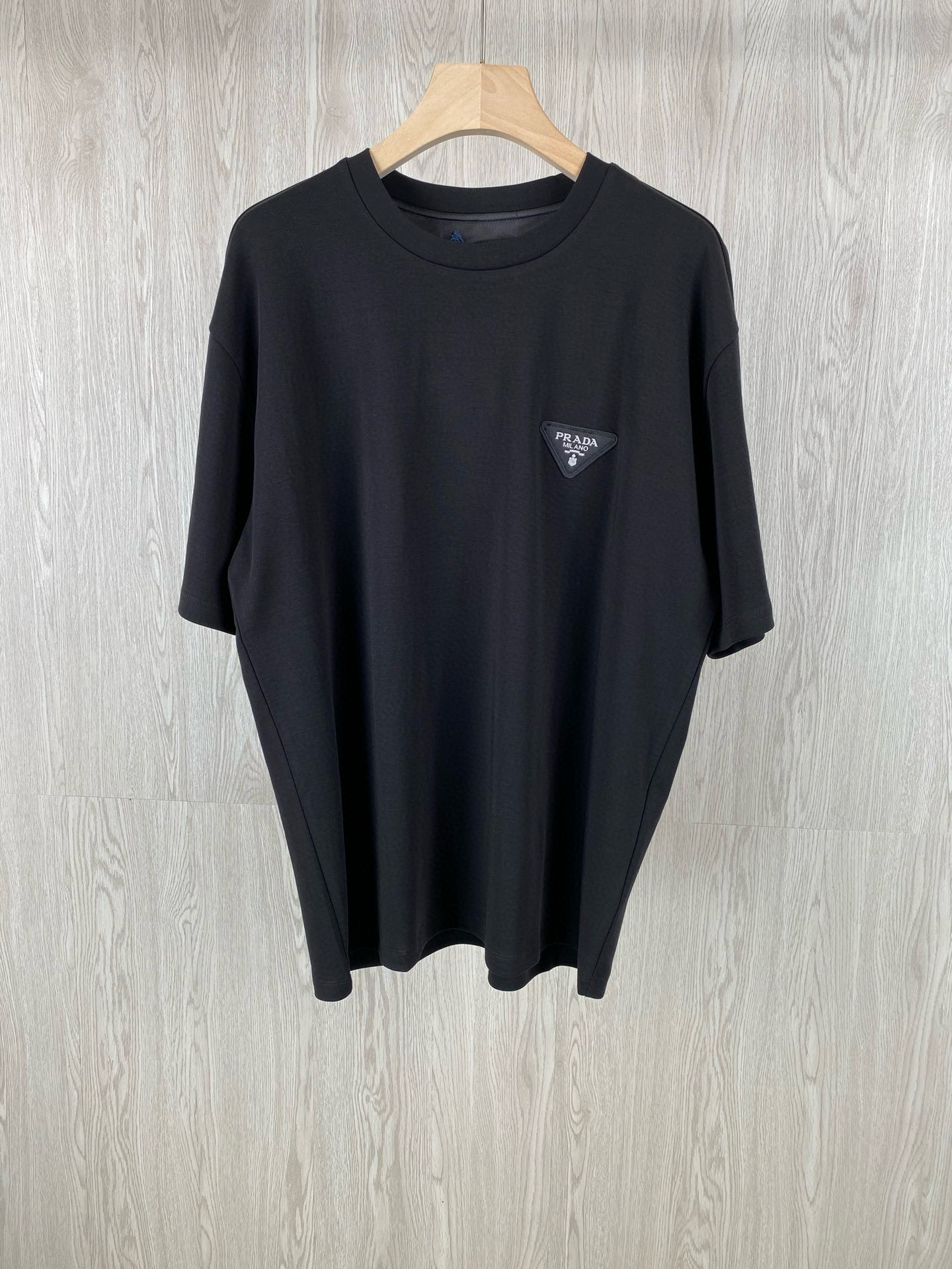 Prada T-Shirt – TSHP3092