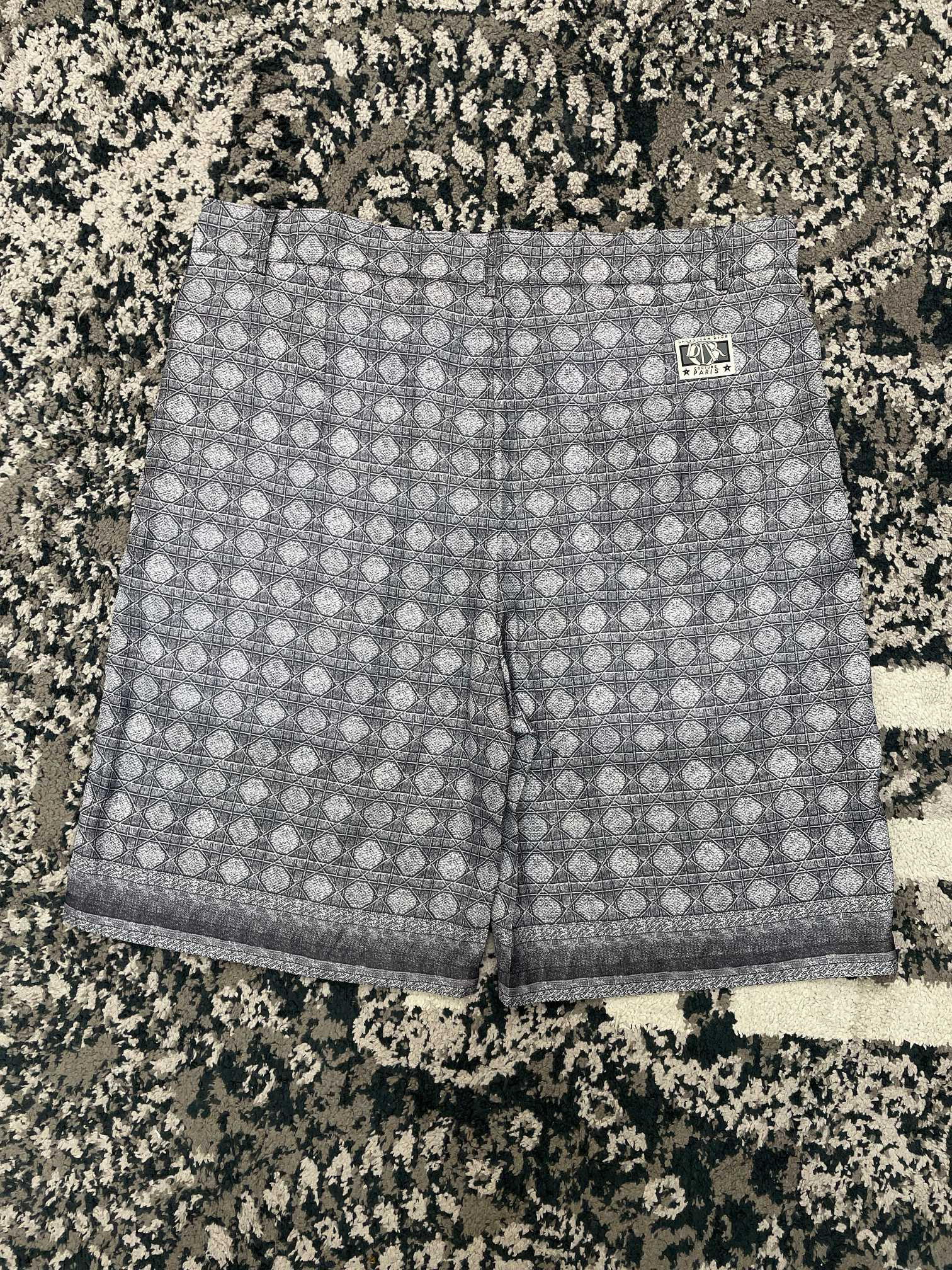 Dior Short – TRJT1136
