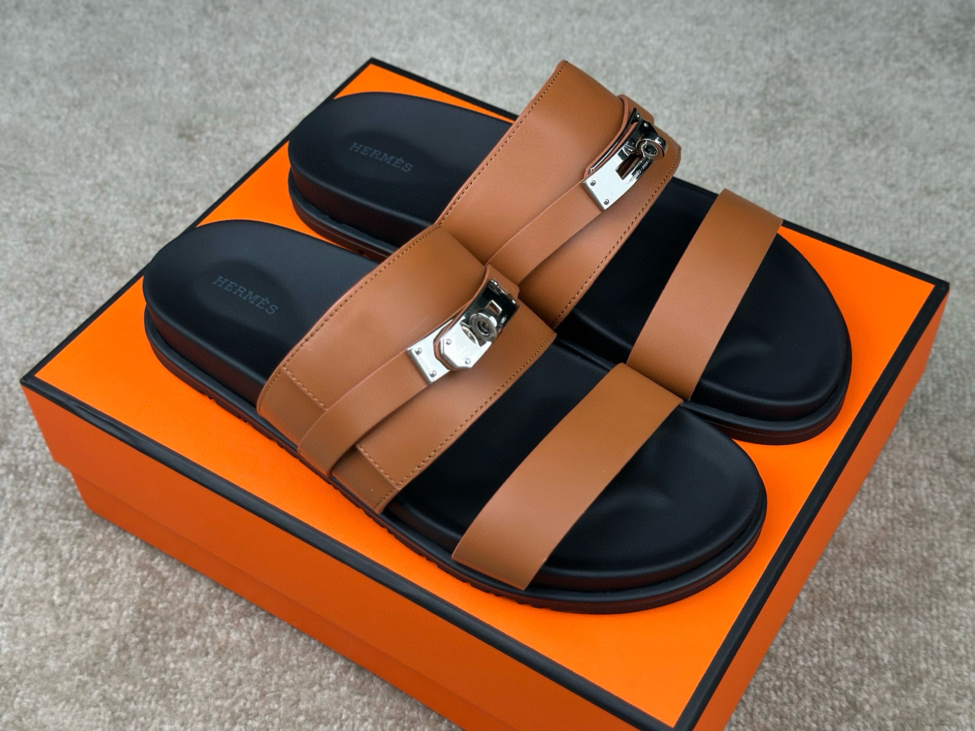 Hermes Slipper – SLPR1200
