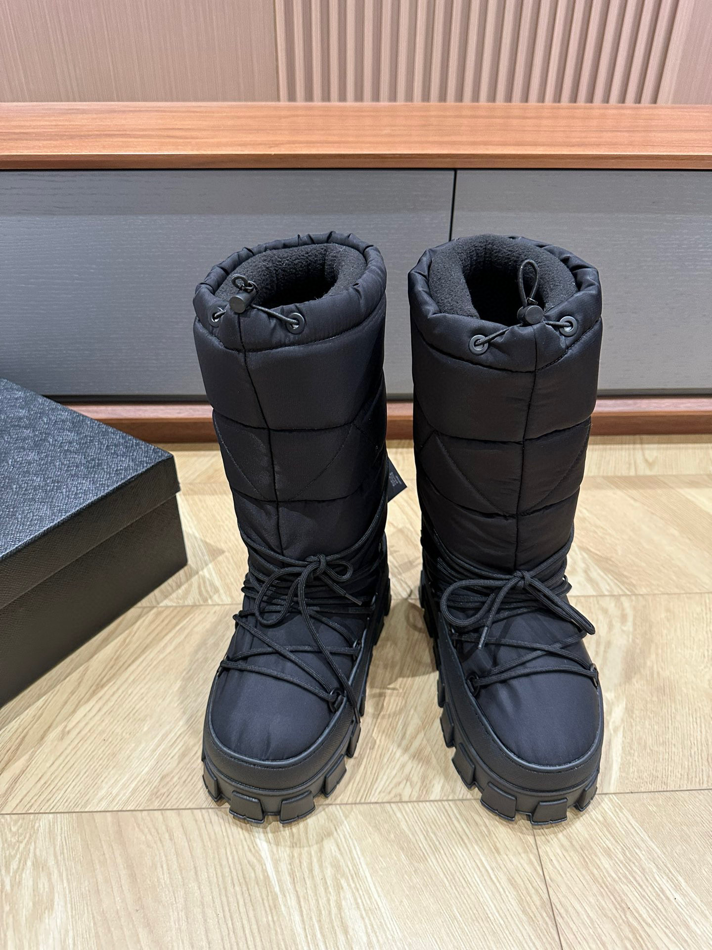 Prada Bots – WPRD1020