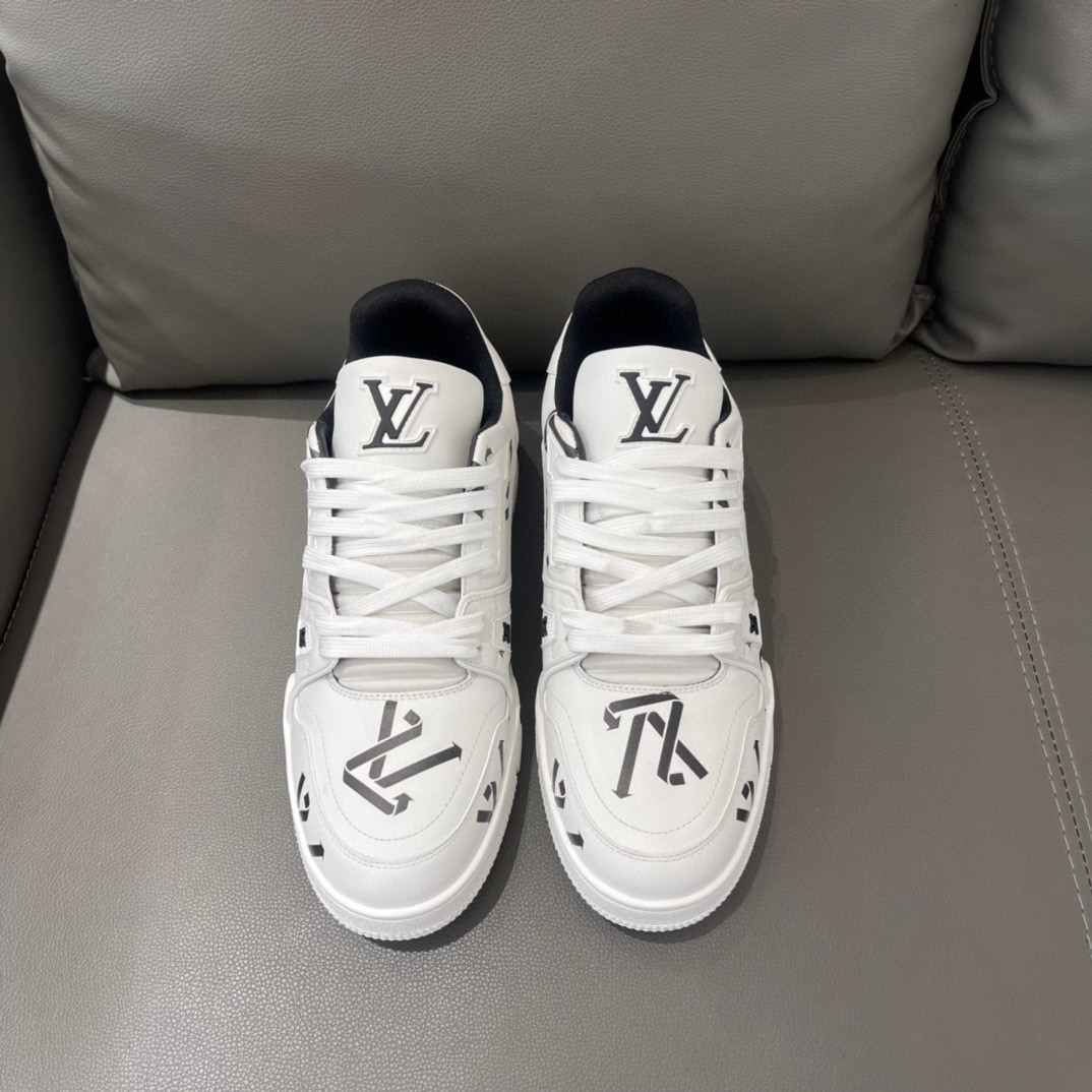 Louis Vuitton Sneaker – LSVT1208