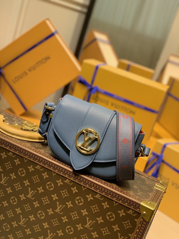 Louis Vuitton Shoulder Bag – LVSH1114
