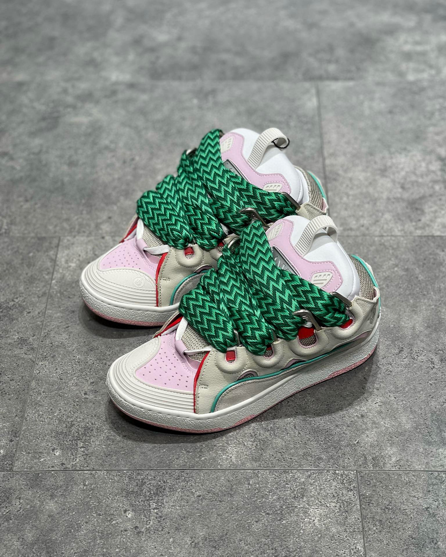 Lanvin Sneaker – LANV1010