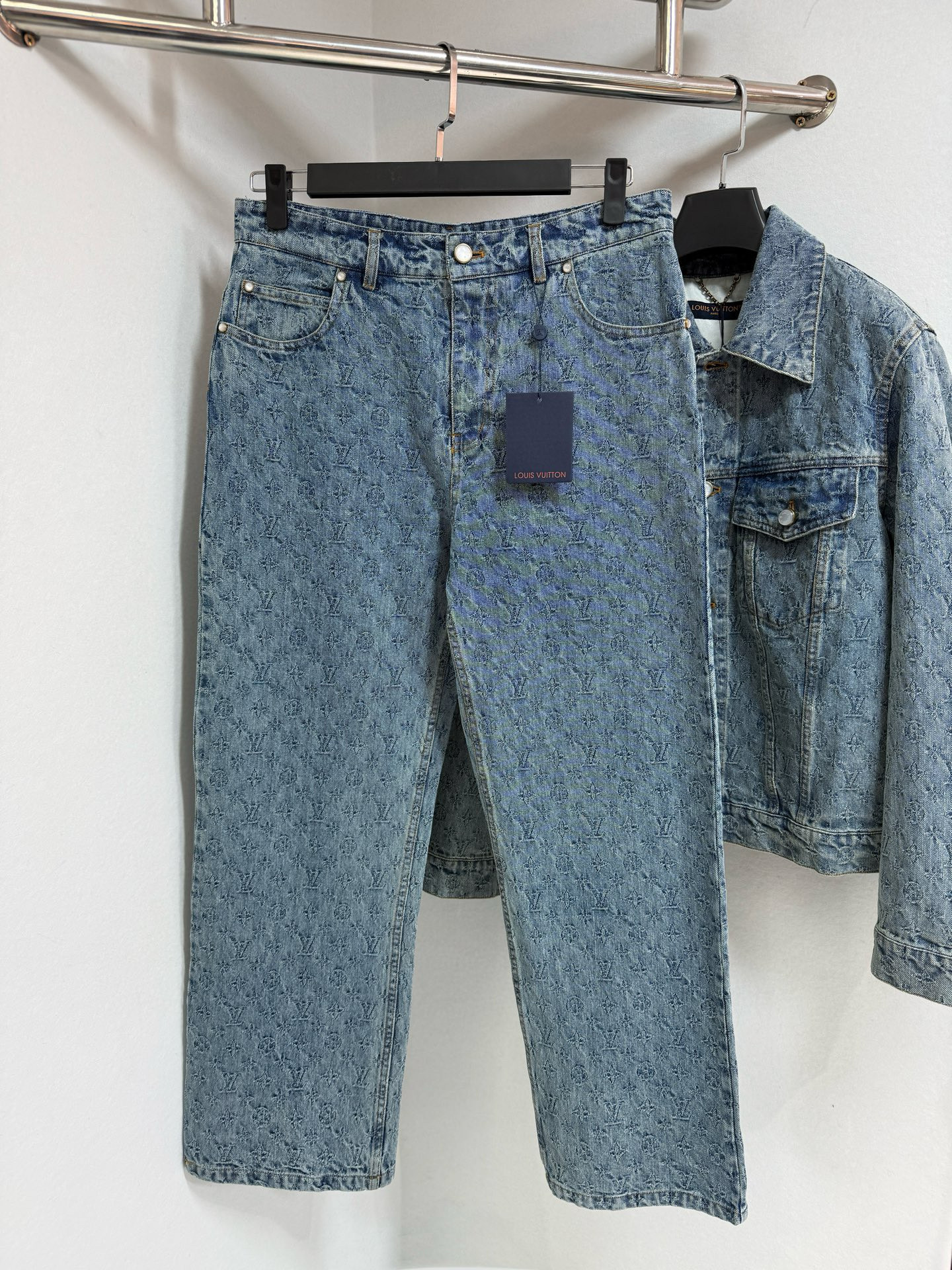 Louis Vuitton Jeans – JEPA1288