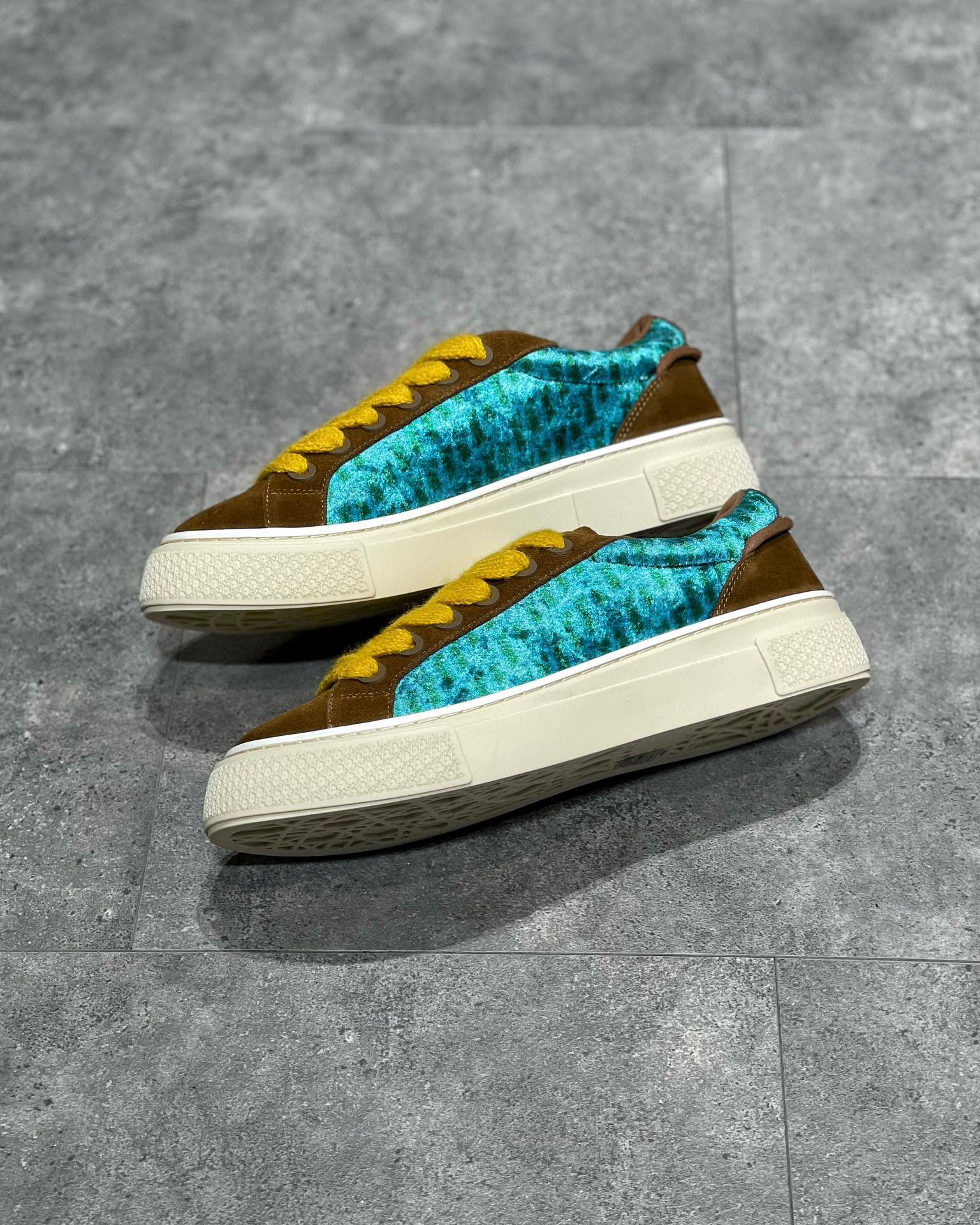 Dior B33 Sneaker – DIOR1222