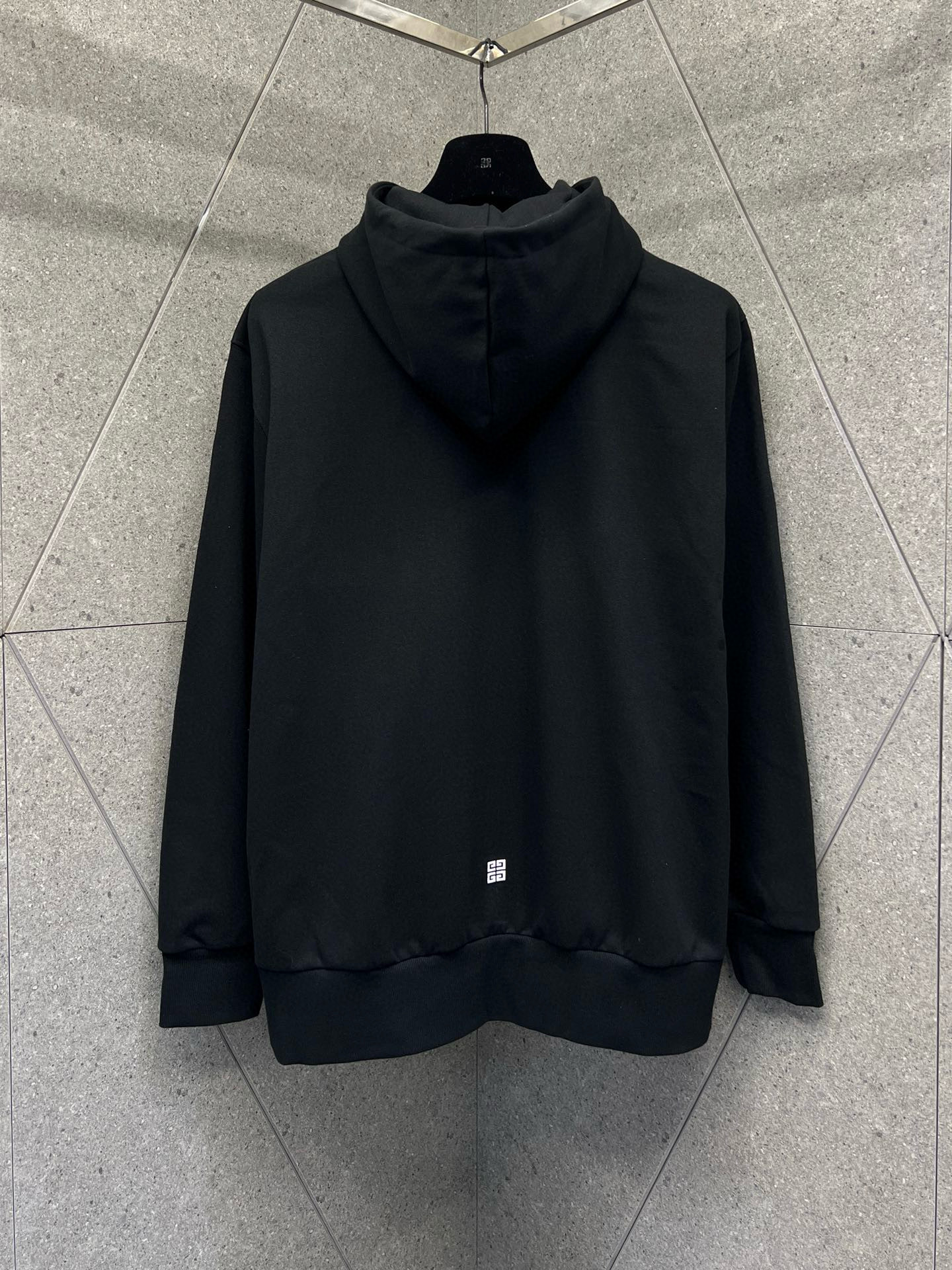 Givenchy Hoodie – SWHO2443