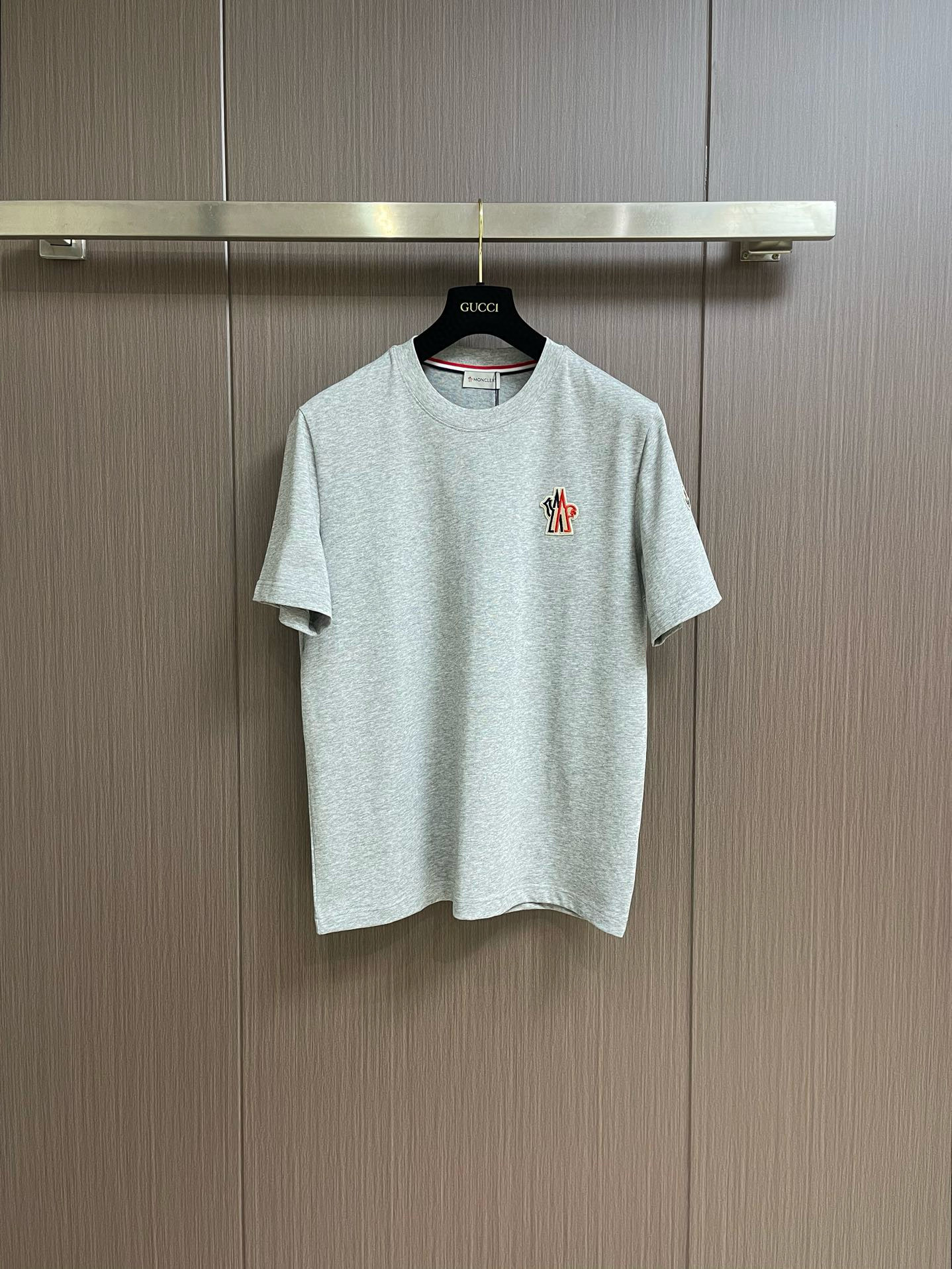 Moncler T-Shirt – TSHP3064