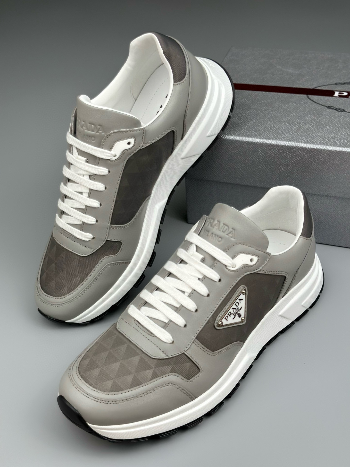 Prada Sneaker – PRDA1125
