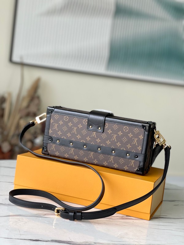 Louis Vuitton Shoulder Bag – LVSH1140