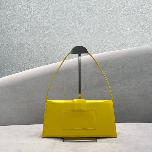 Jacquemus Medium Bag – JACQ1030
