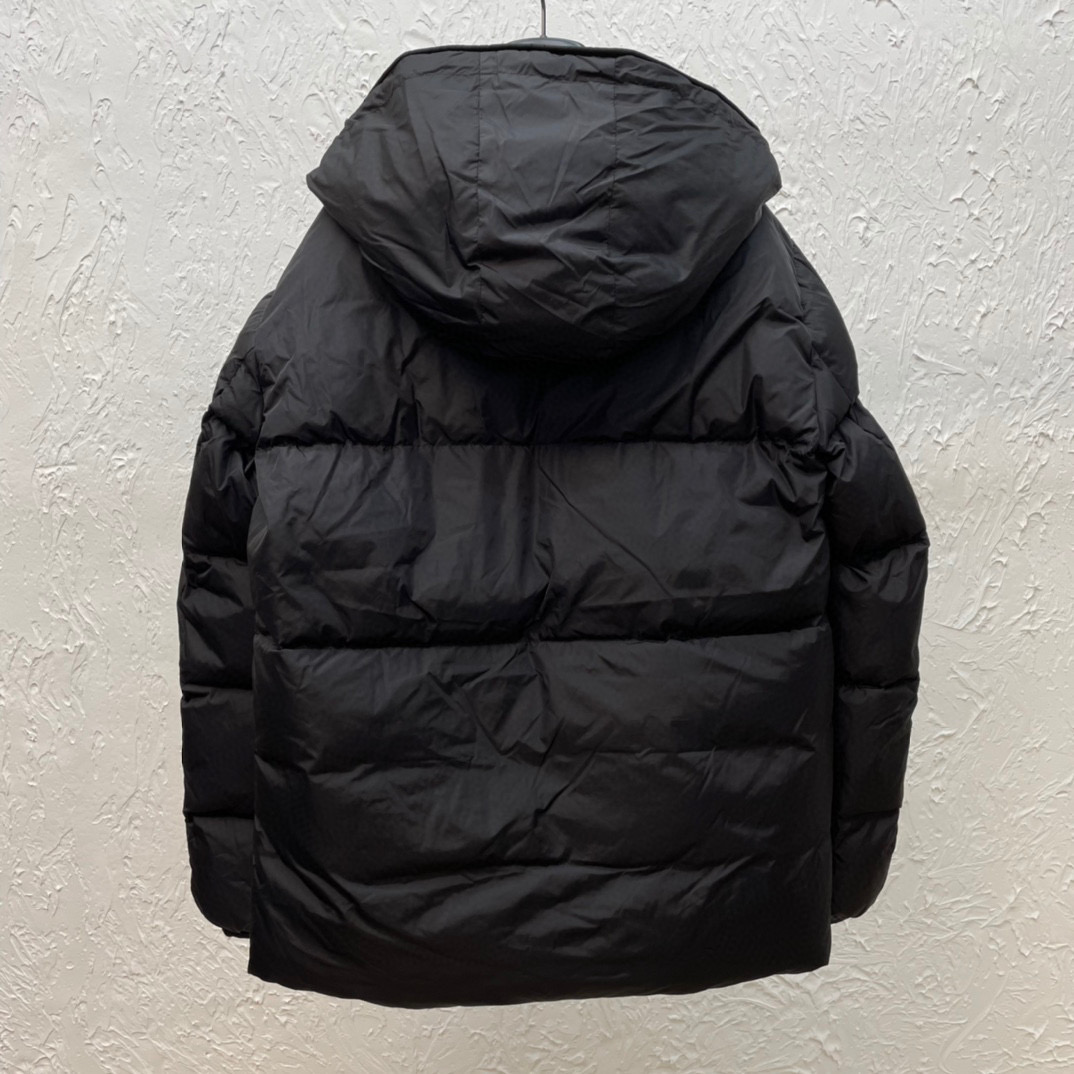 Moncler Jacket – CJKT1038