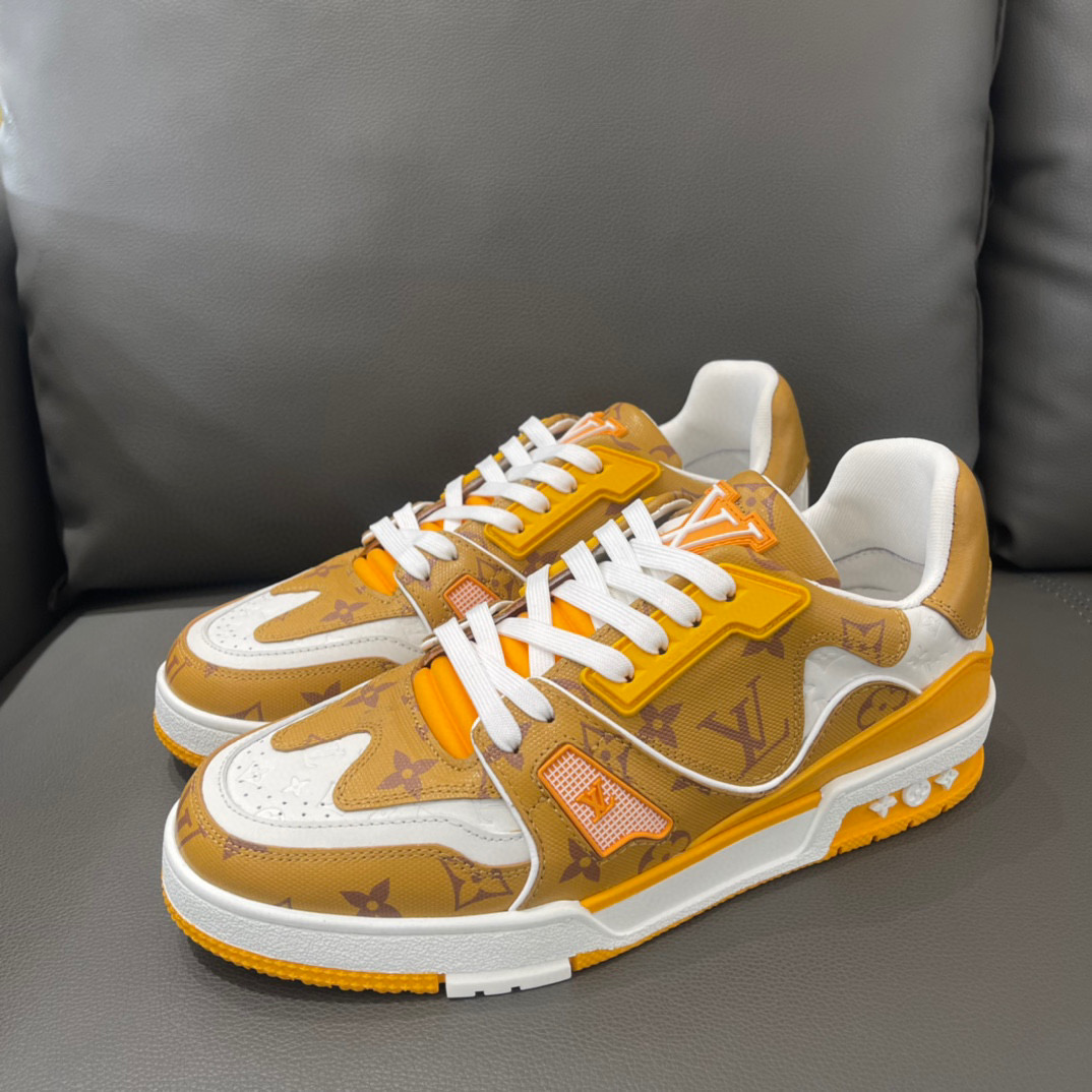 Louis Vuitton Sneaker – LSVT1213