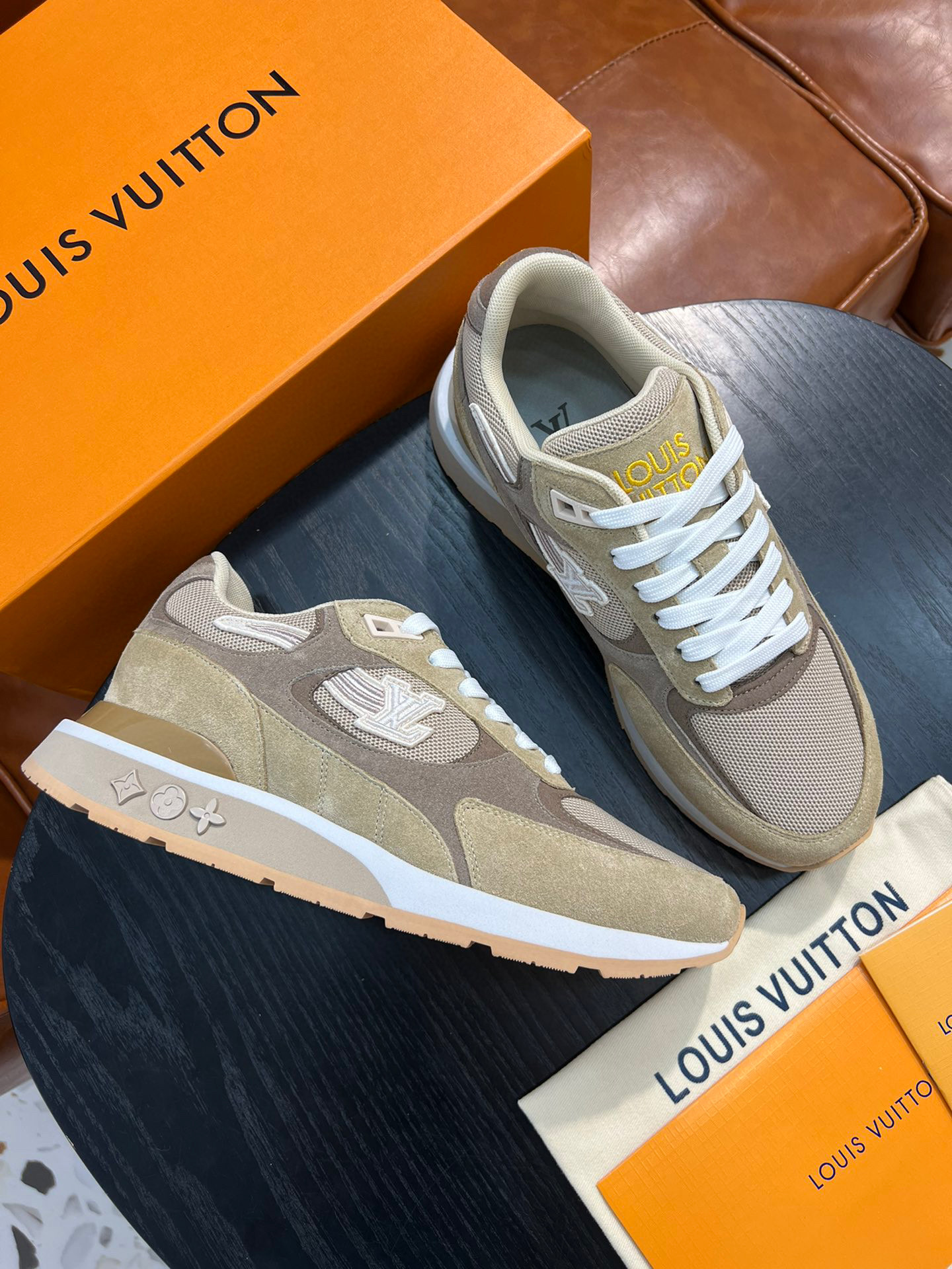 Louis Vuitton Sneaker – LSVT1196