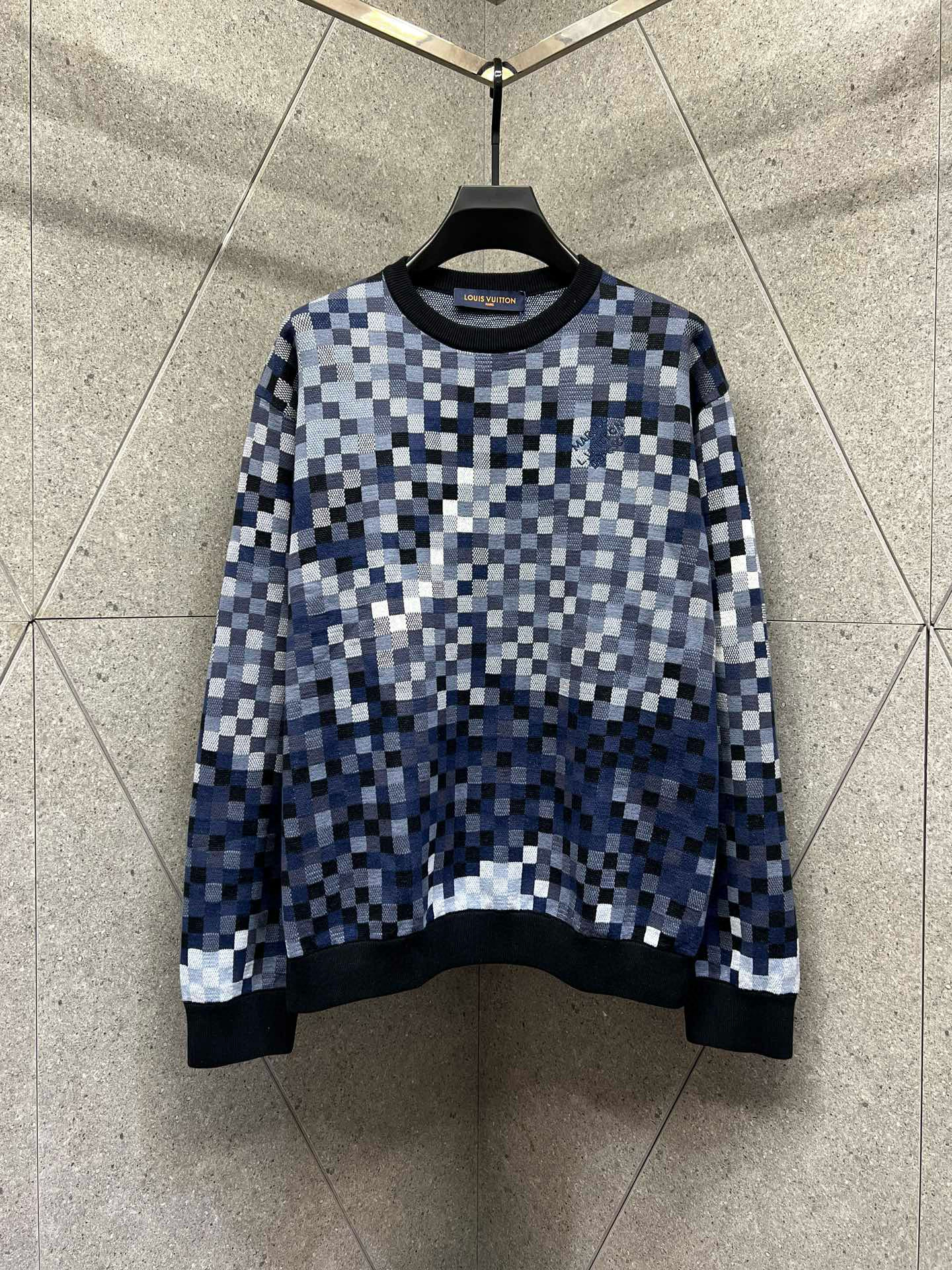 Louis Vuitton Sweater – SWHO2536