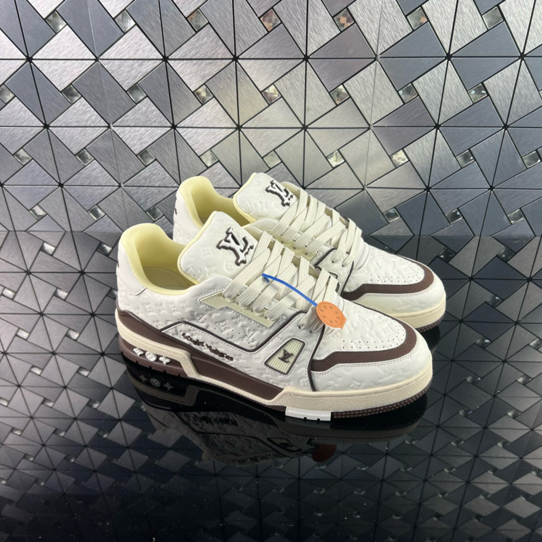 Louis Vuitton Sneaker – LSVT1343