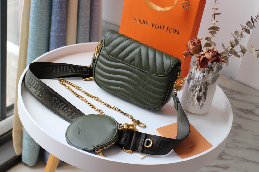 Louis Vuitton Shoulder Bag – LVSH1053