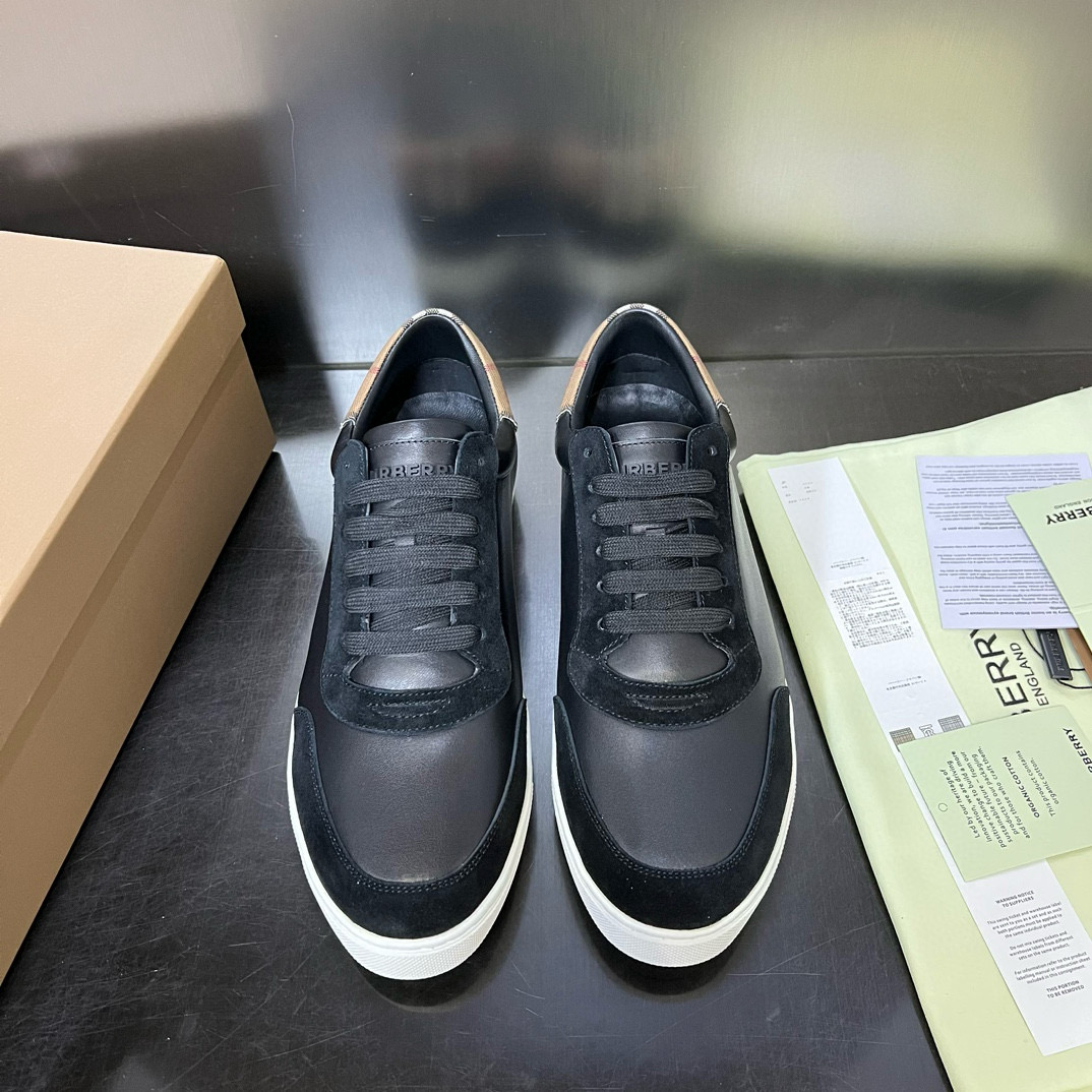 Burberry Sneaker – BBRY1004
