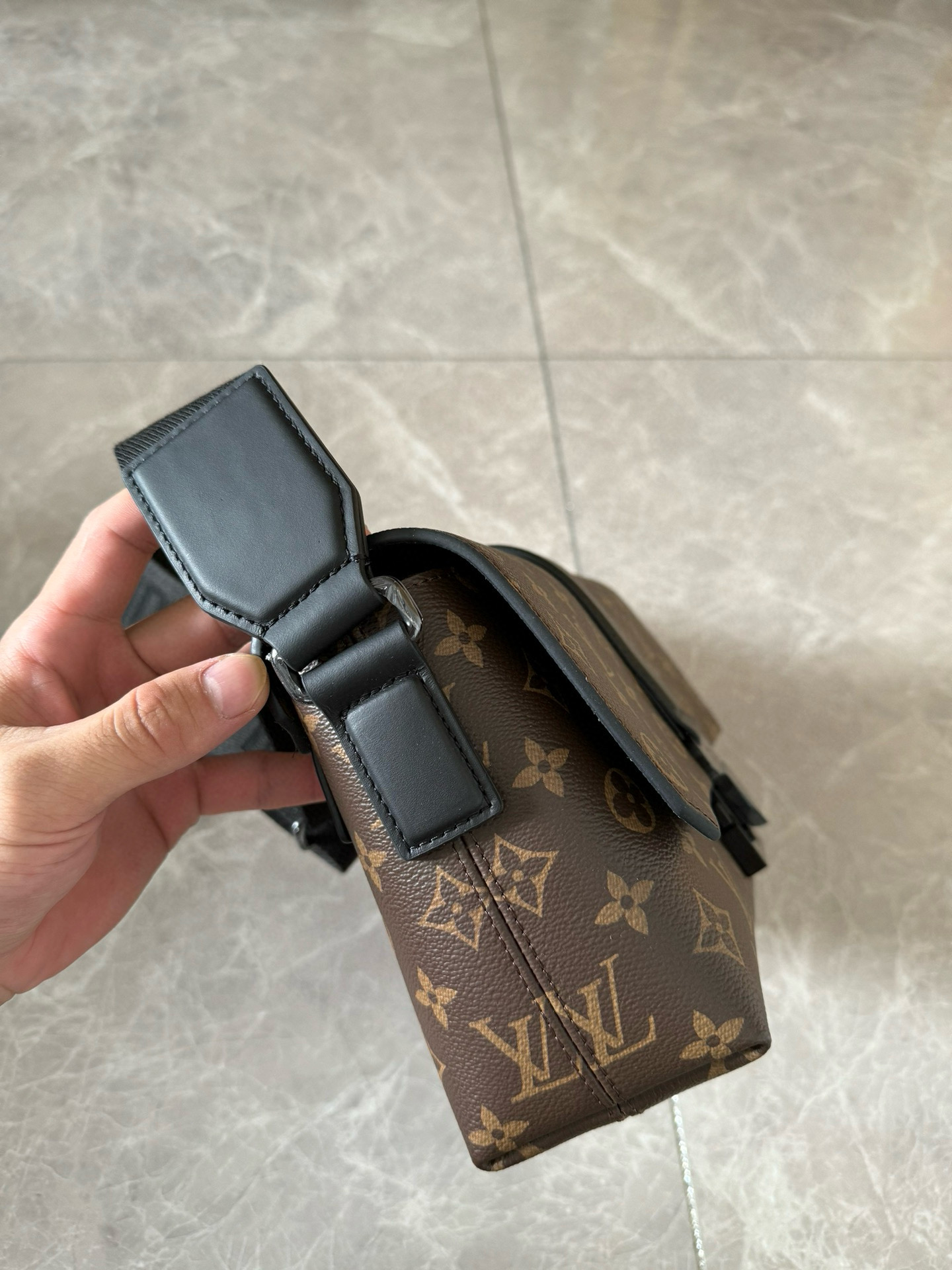 Louis Vuitton Bag – BBMC1139