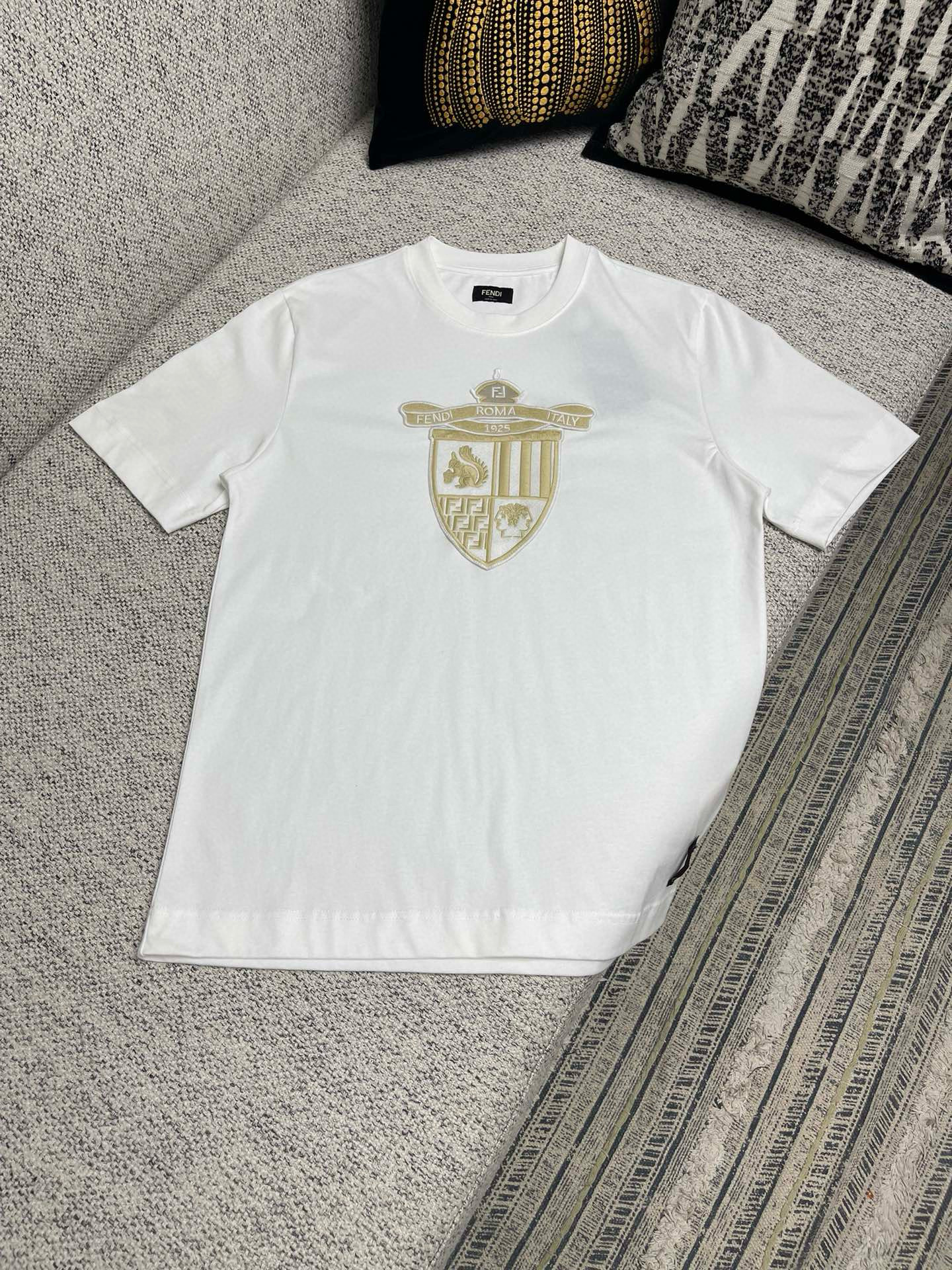 Fendi T-Shirt – TSHP3171