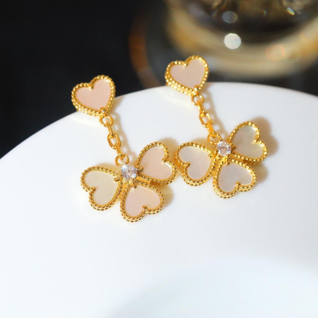 Van Cleef & Arpels Earrings – JWWM1060