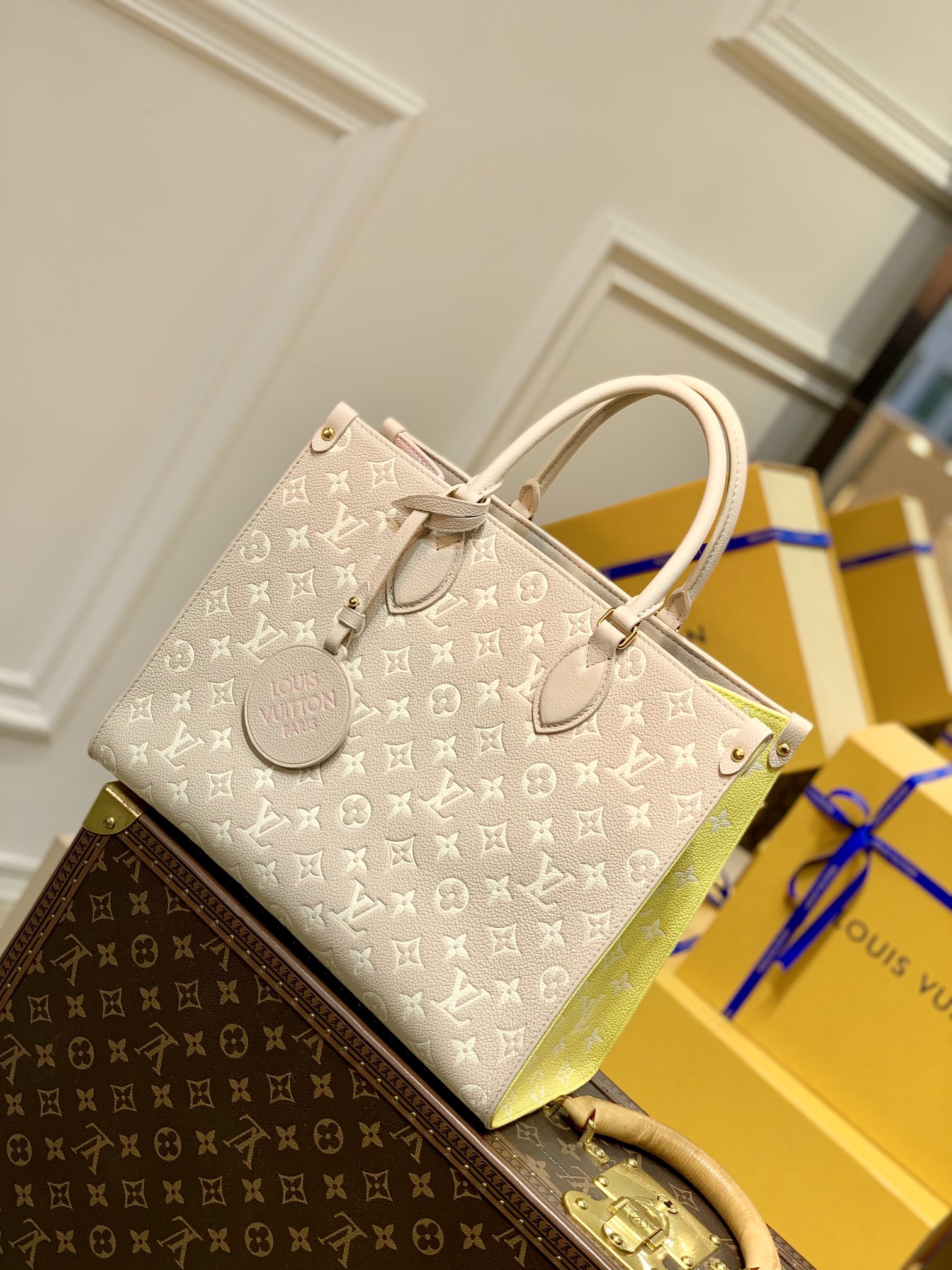 Louis Vuitton Tote Bag – LVTB1042