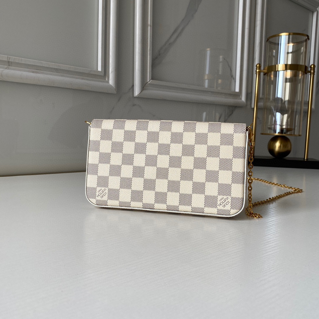 Louis Vuitton Backpacks – LVPC1025