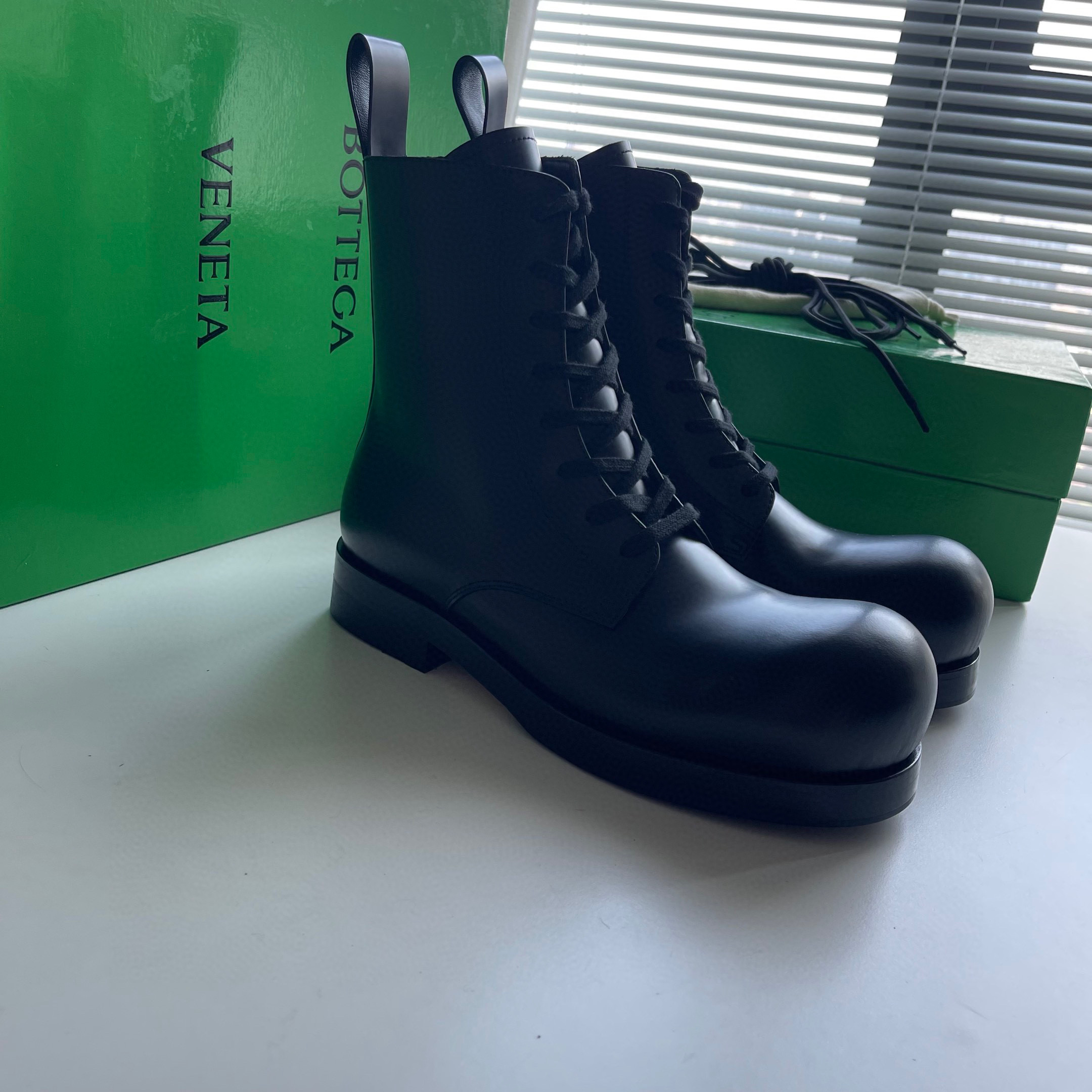 Bottega Veneta Boots – BTVN1009