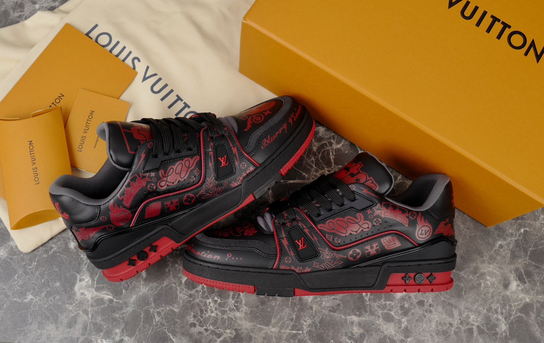Louis Vuitton Sneaker – LSVT1352
