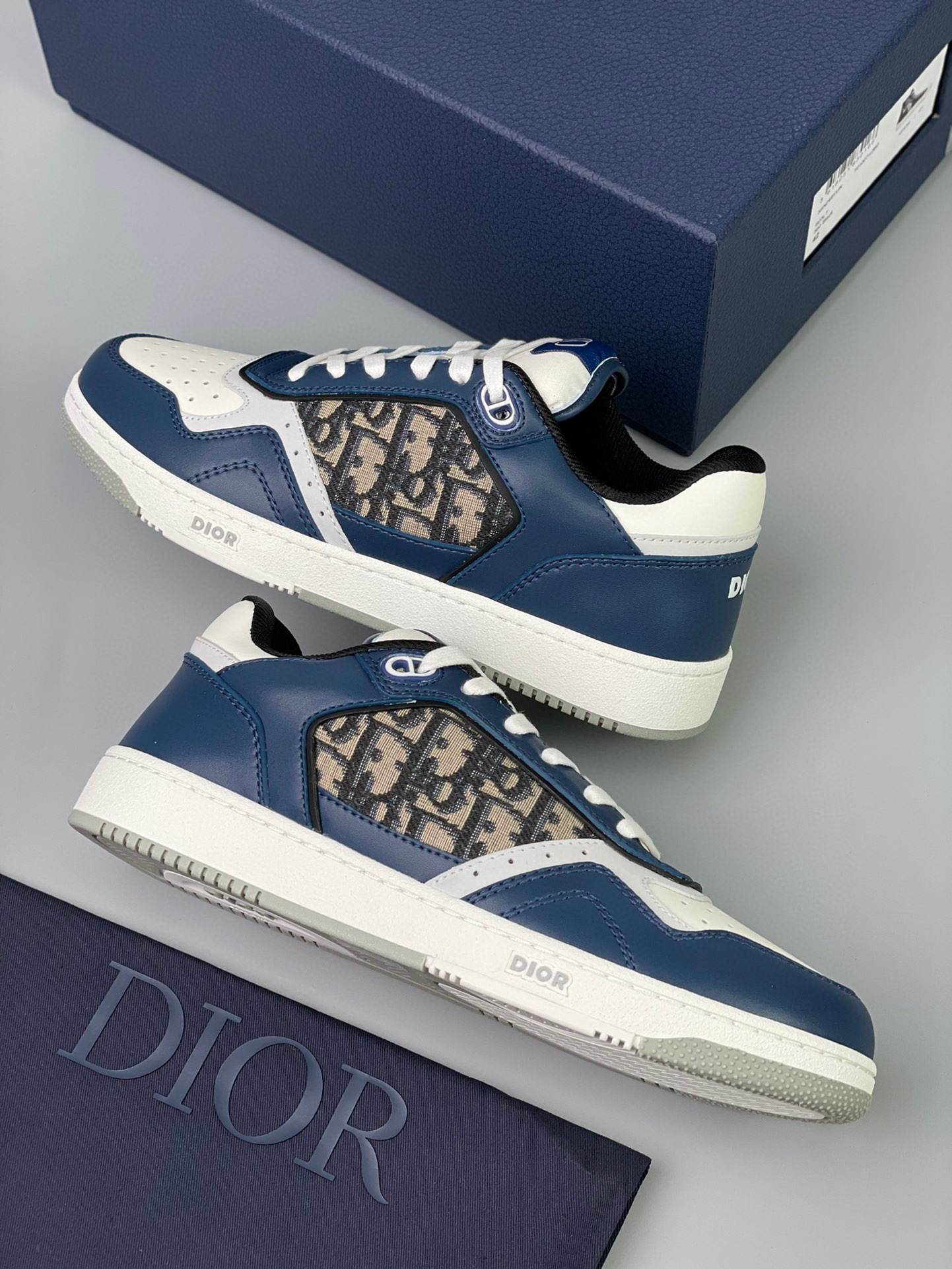 Dior B27 Sneaker – DIOR1161
