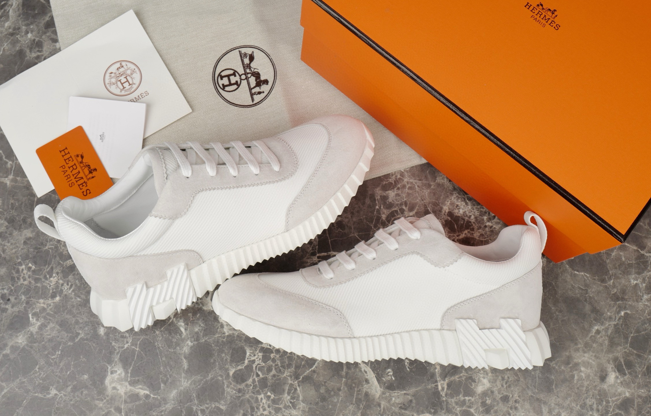 Hermes Sneaker – HRMS1067
