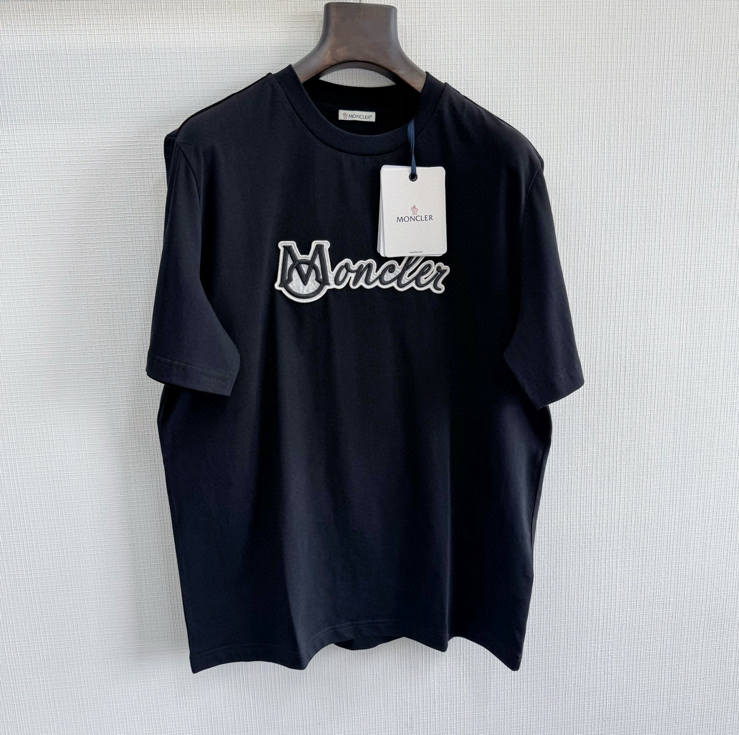 Moncler T-Shirt – TSHP3405