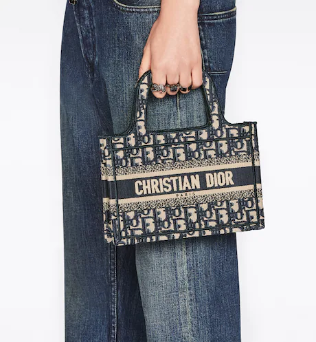MINI DIOR BOOK TOTE Blue Dior Oblique Embroidery (22.5 x 15 x 6 cm)